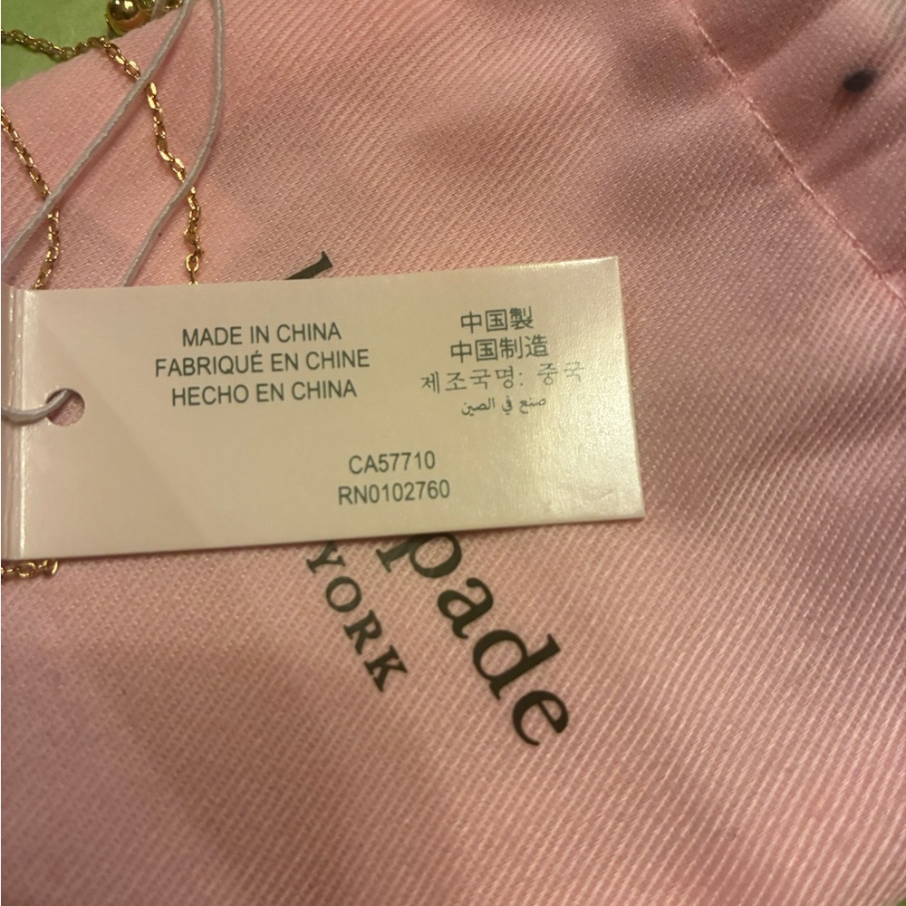 Kate Spade Pineapple Rhinestone Charm Gold Tone Chain Necklace New w Dustbag - Picture 4 of 5